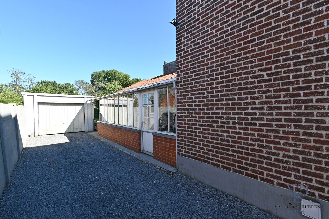 Degelijke Half Open Bebouwing 