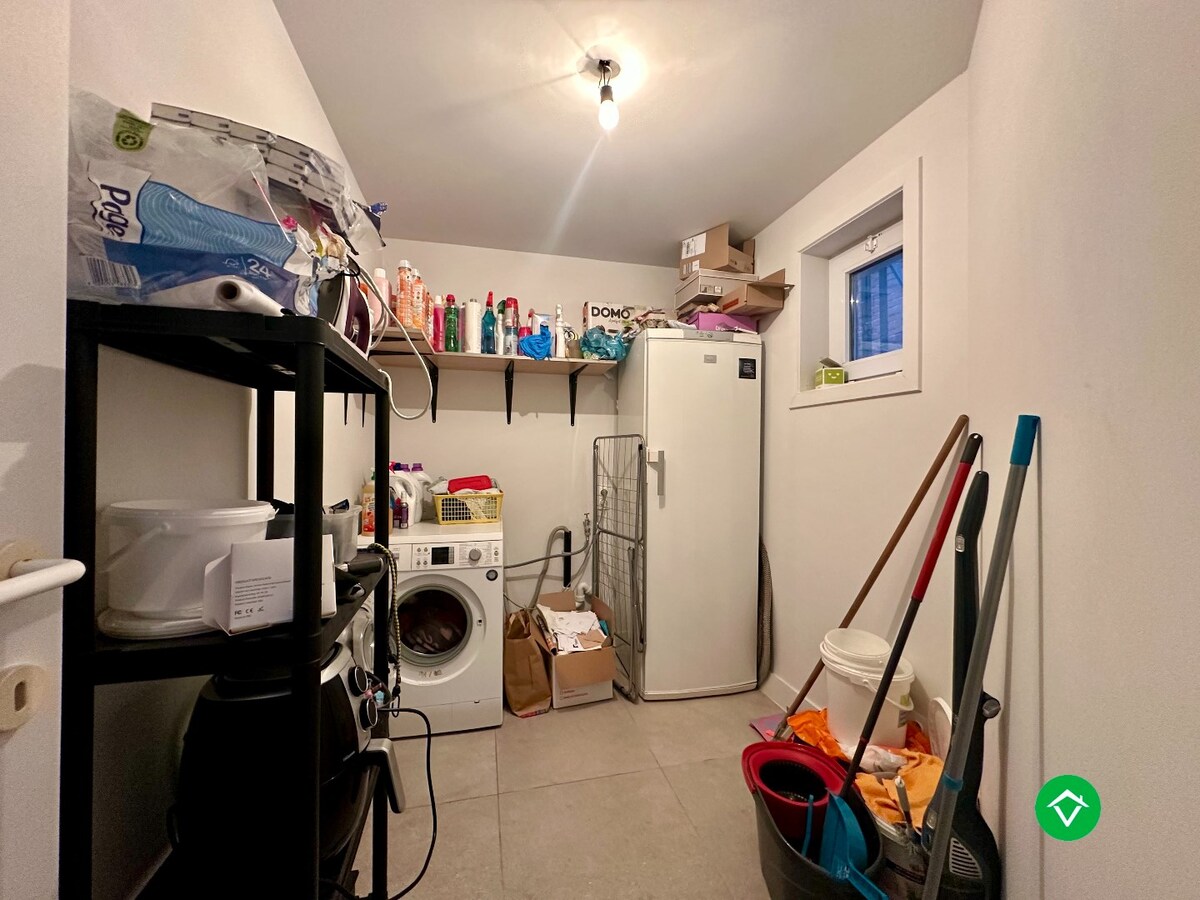 Instapklare woning met 2 slaapkamers in het centrum van Hooglede 