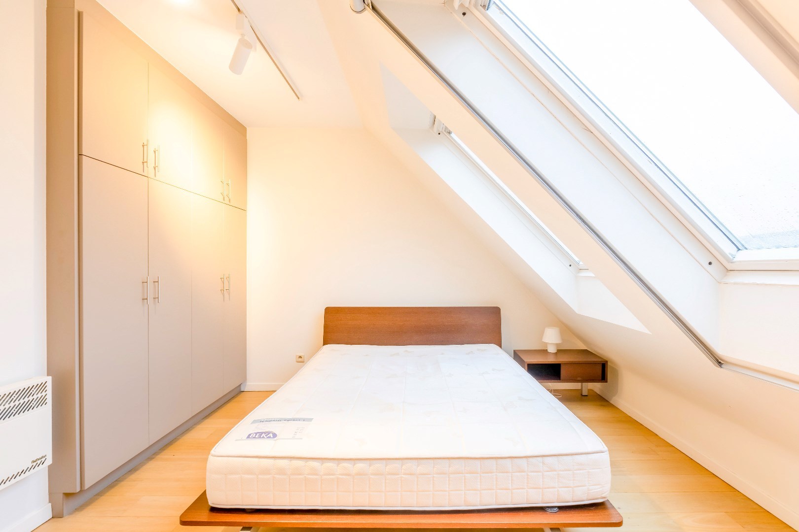 Gemeubeld duplex-appartement met terras 