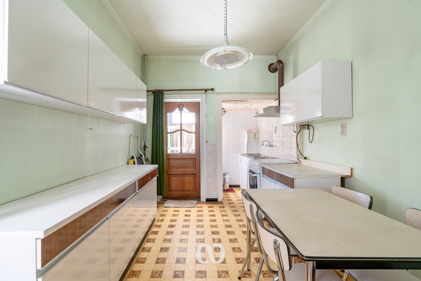 Woning met potentieel en uitstekende ligging 