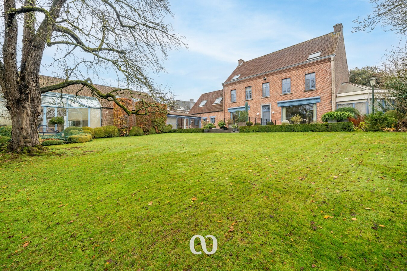 Exclusieve villa met unieke parksetting in Mater 