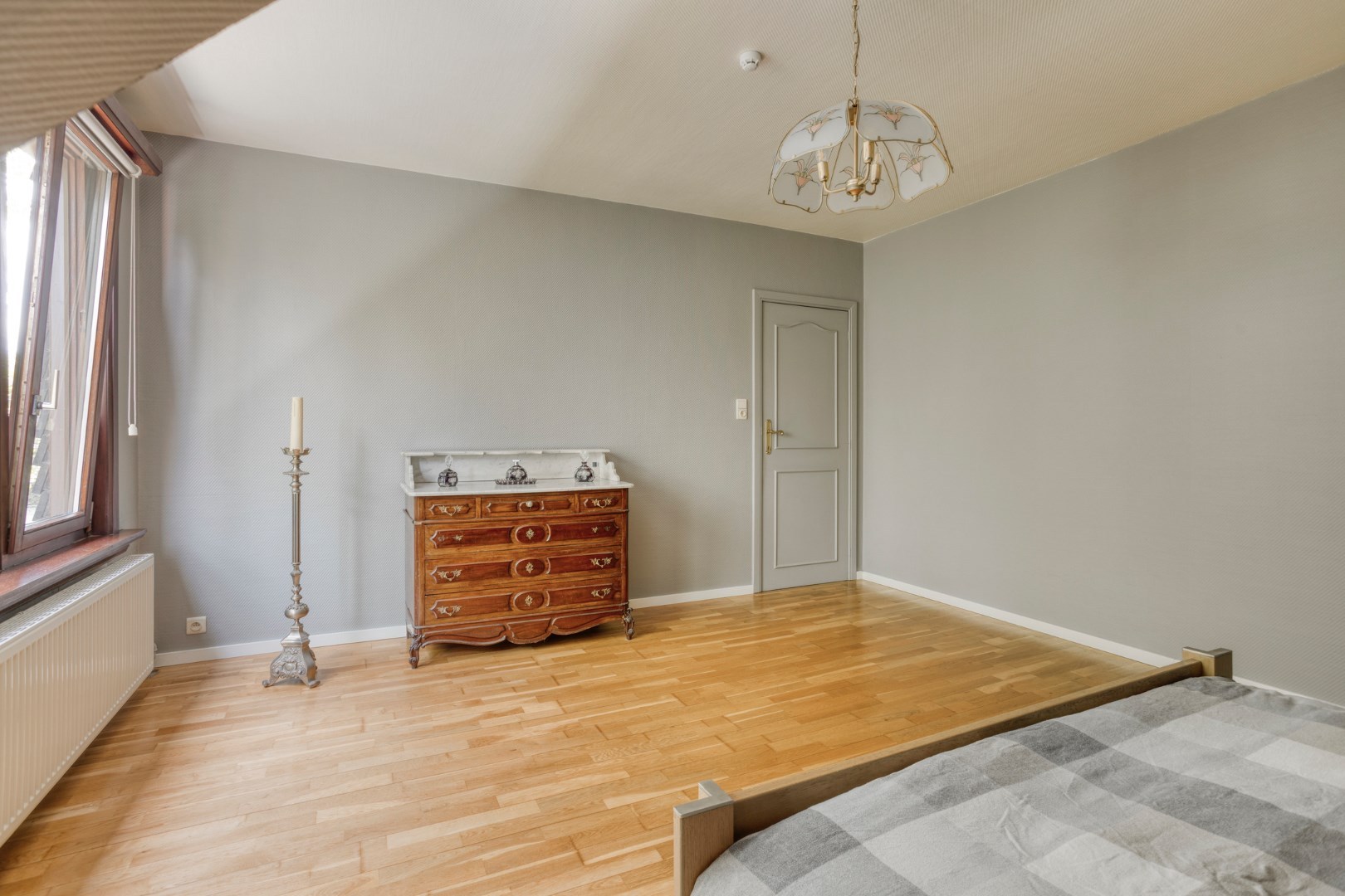 Charmante woning van 256 m2 met 4 slaapkamers te Wommelgem! 