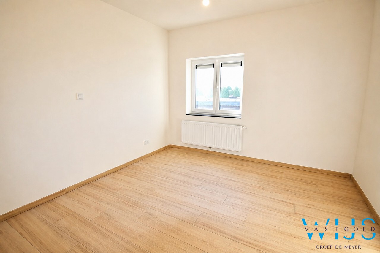 Instapklaar appartement met parkeerplaats te ERTVELDE ! 