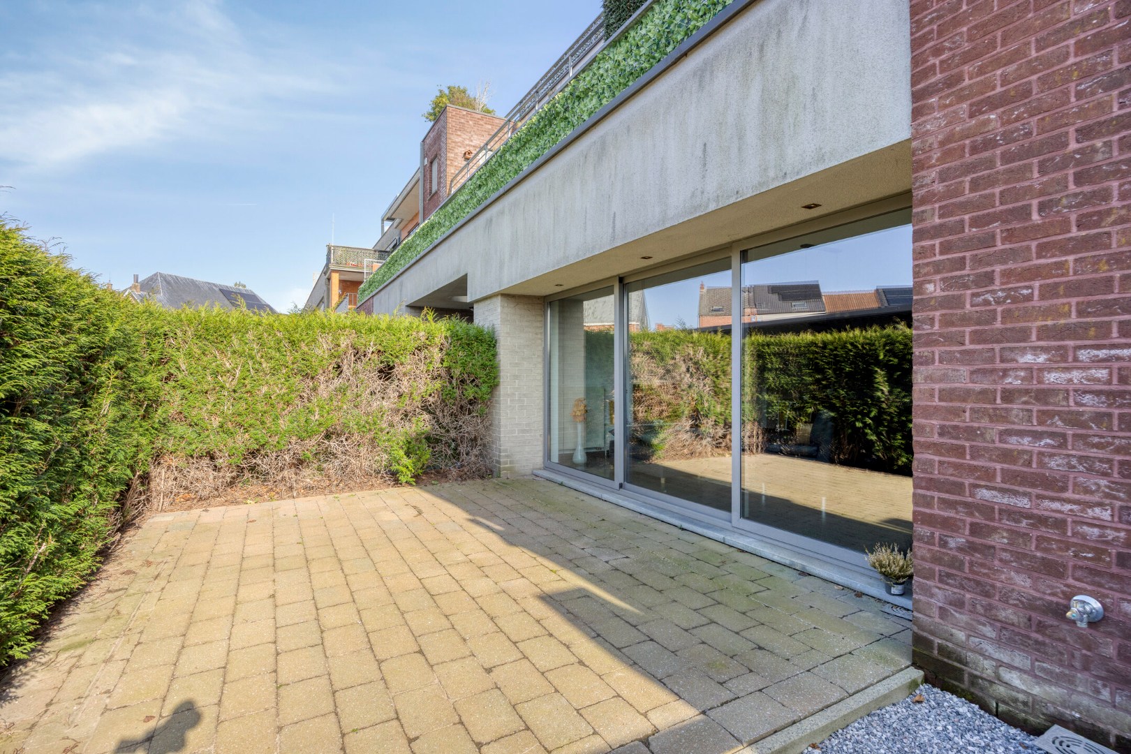 Luxueus gelijkvloers appartement met 2 slpk. in het centrum van Geel 