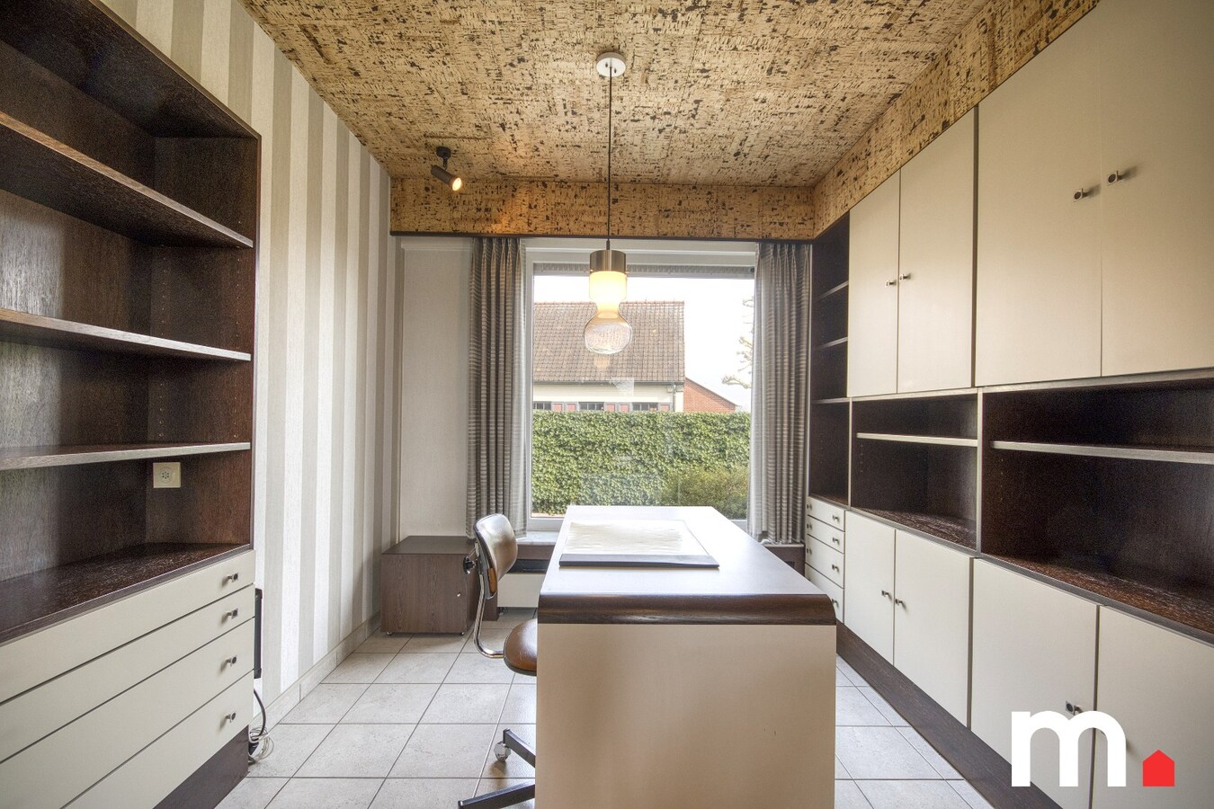 Alleenstaande villa met 5 slaapkamers en zonnige tuin 1127 m² op TOPligging ! 