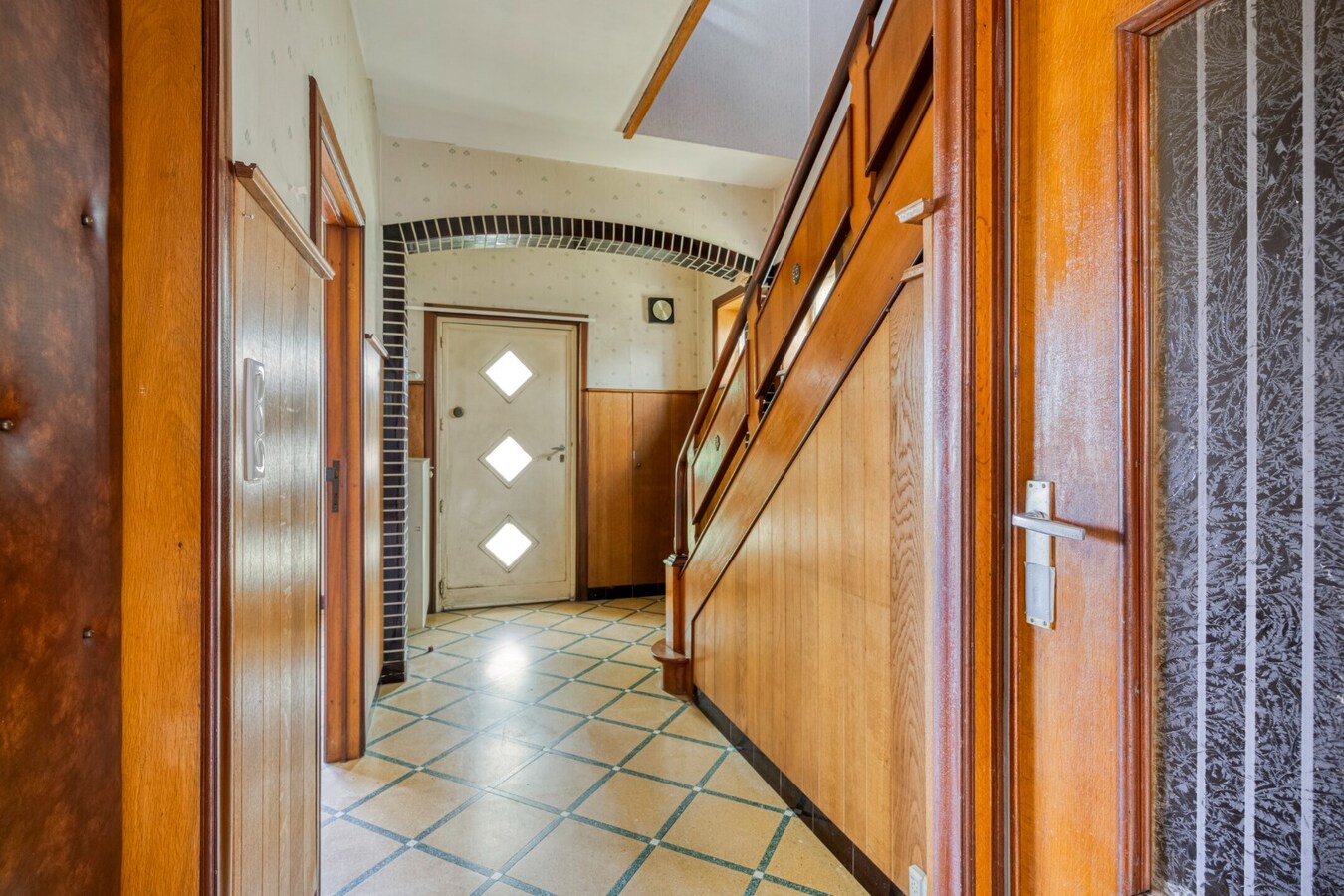 Te renoveren woning met tuin te Haasrode (Oud-Heverlee ) - 3 slaapkamers 