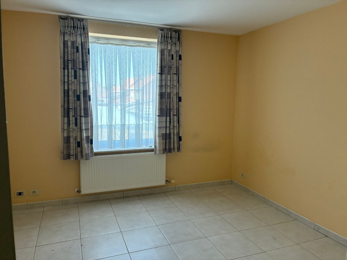 Ruim appartement op de eerste verdieping met twee slaapkamers en zonnig terras 