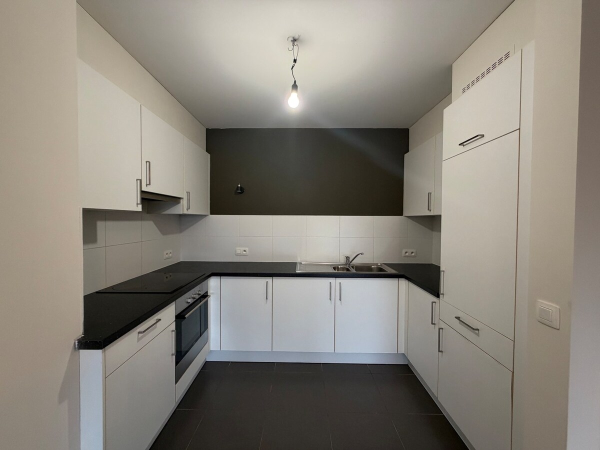 Aangenaam 1-slpk-appartement met terras en garage. 