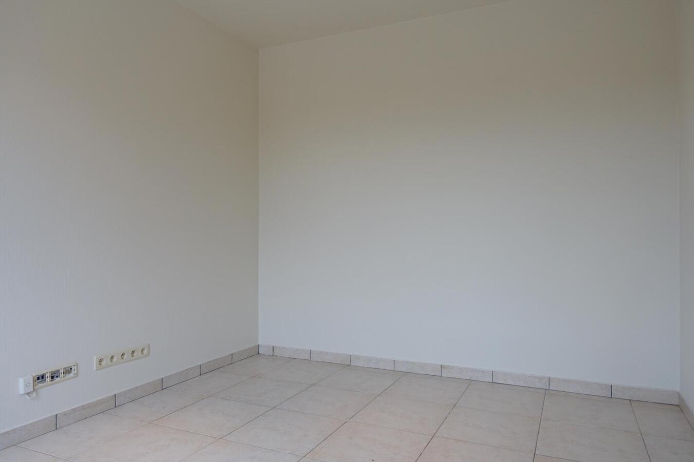 Zeer ruime villa gelegen te Bekegem 