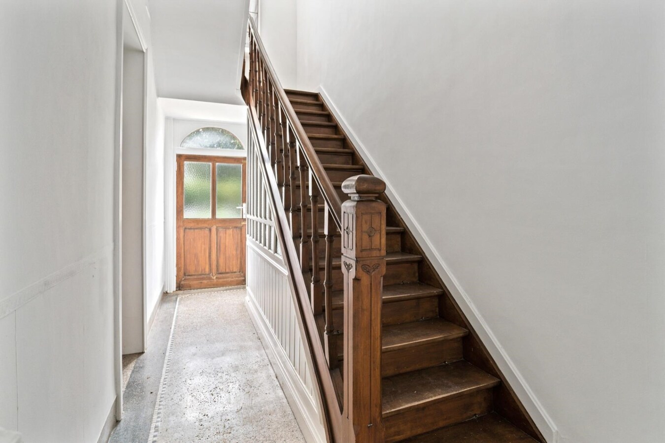 Ruime karakterwoning op groot perceel van 953m² 