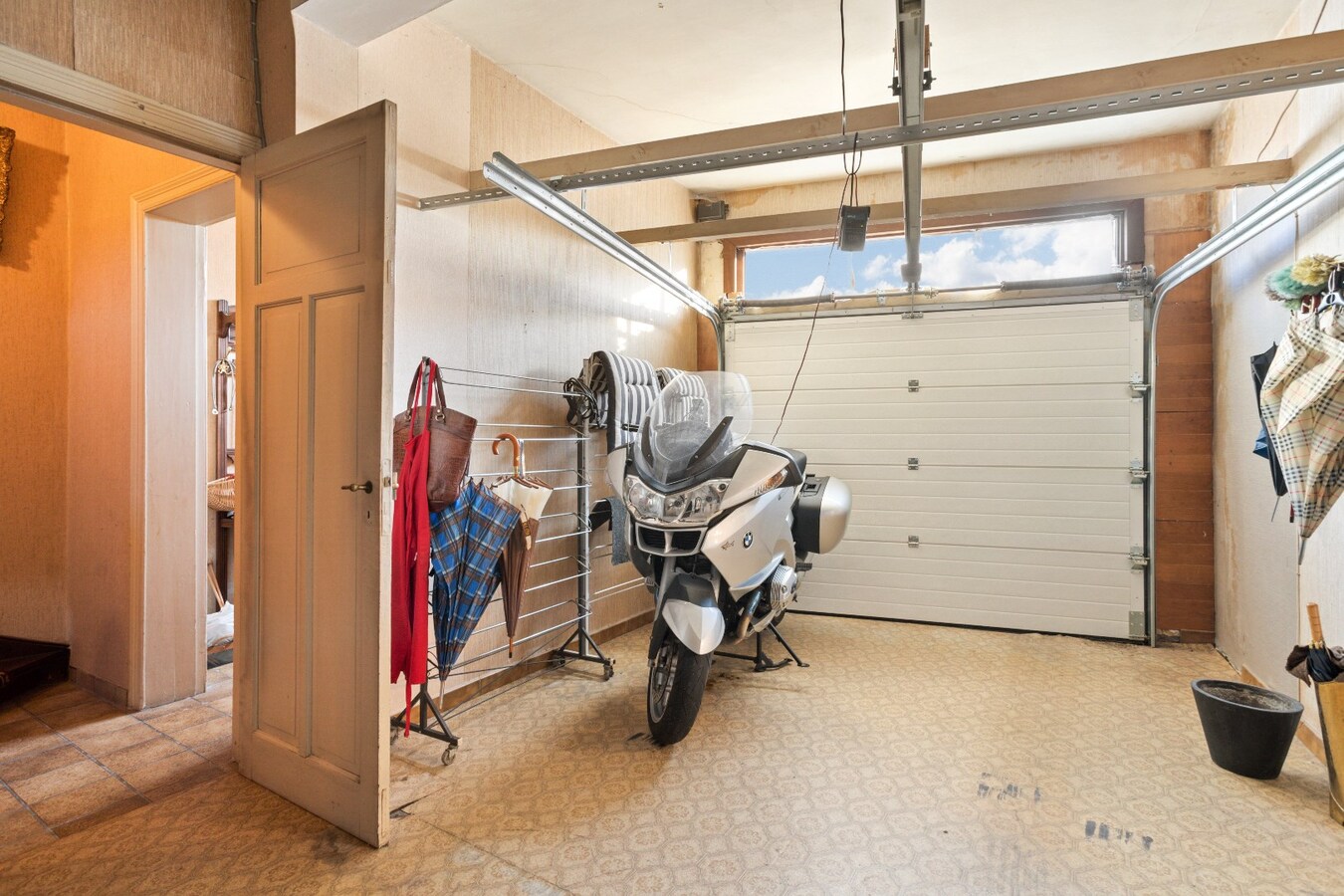 Ruim, voormalig handelshuis in het Centrum van Dadizele 