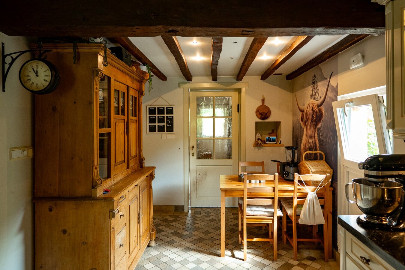 Quietly located house with a meadow of approximately 55 acres in Herk-de-Stad 