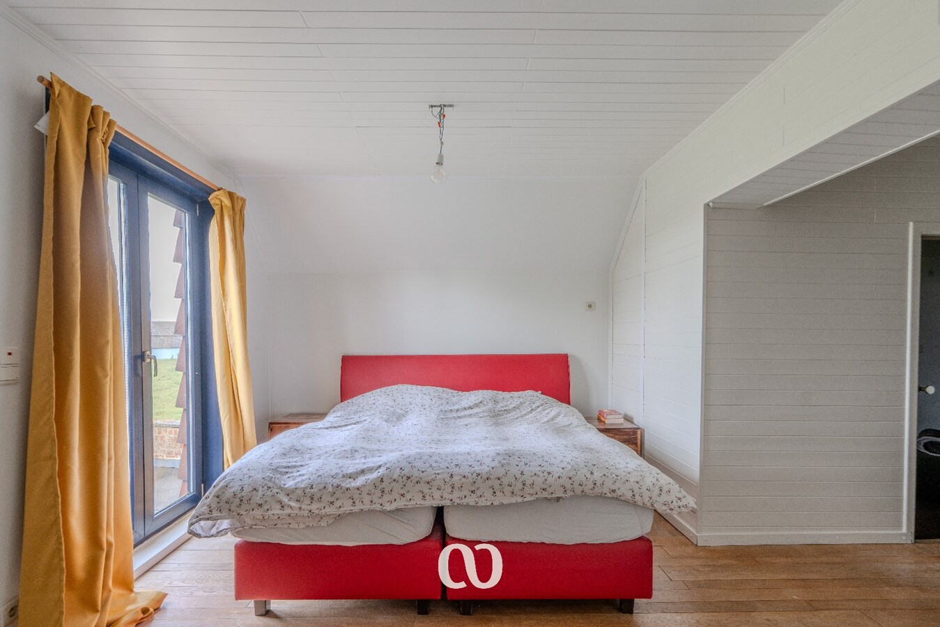 Prachtig gelegen woning in het centrum van Mullem 