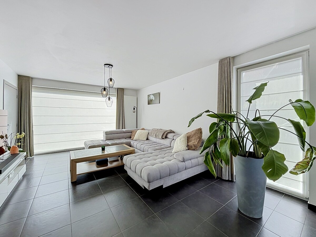 Recente woning met ruime tuin op wandelafstand van het centrum! 