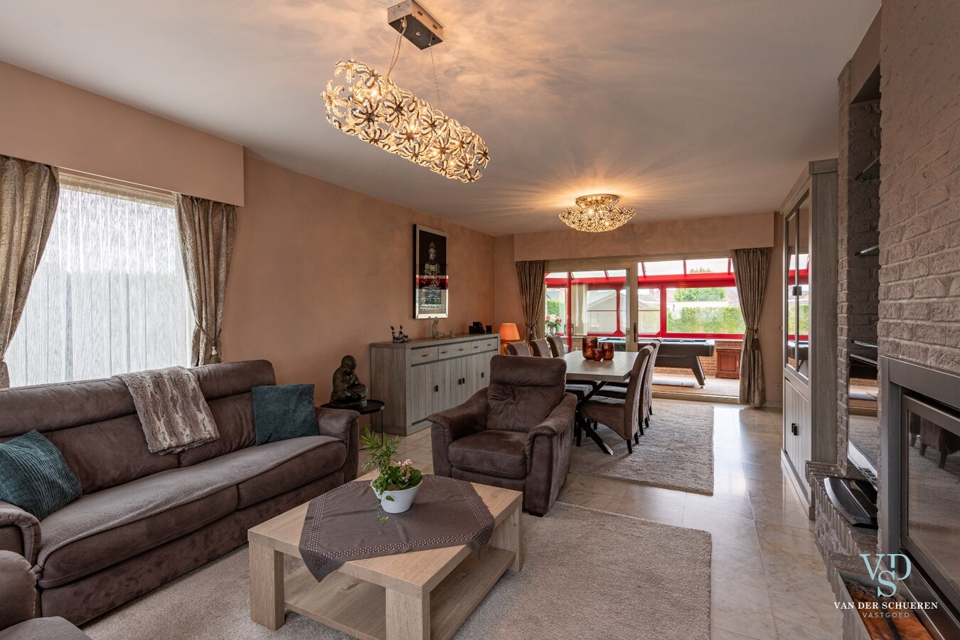 Degelijke, eigentijdse villa 