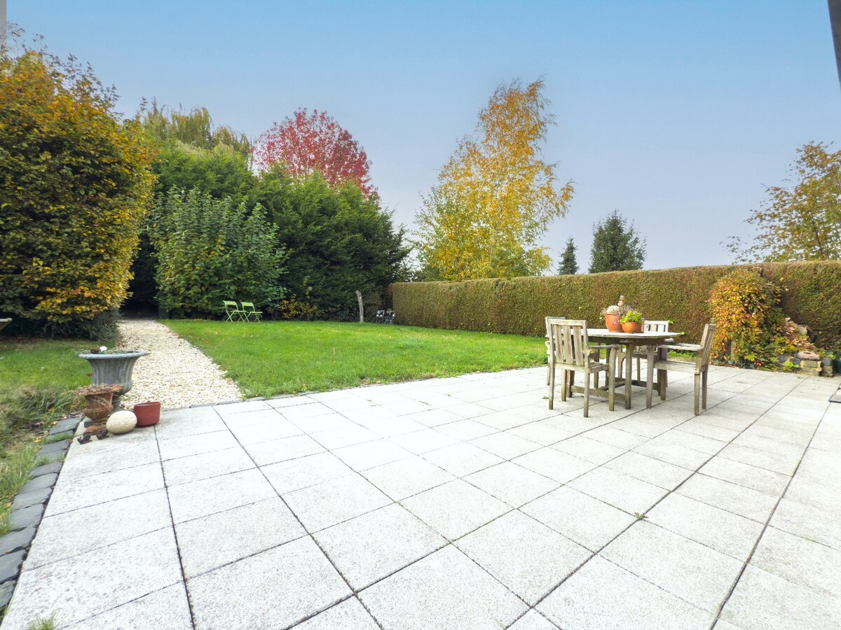 Energiezuinige (EPC 47) en instapklare OB op uitstekende ligging te Mere 