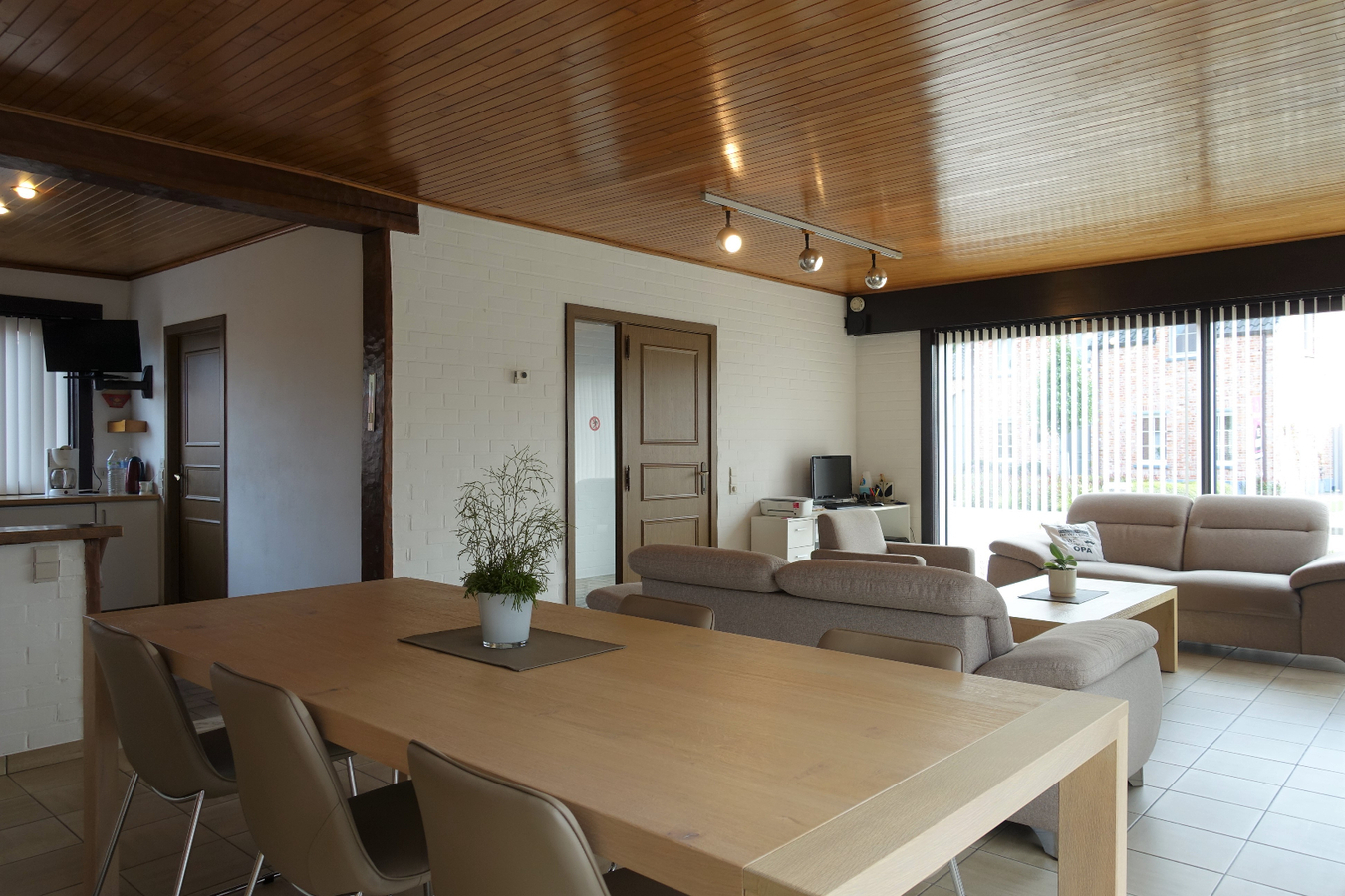 Instapklare, unieke villa te Roksem 