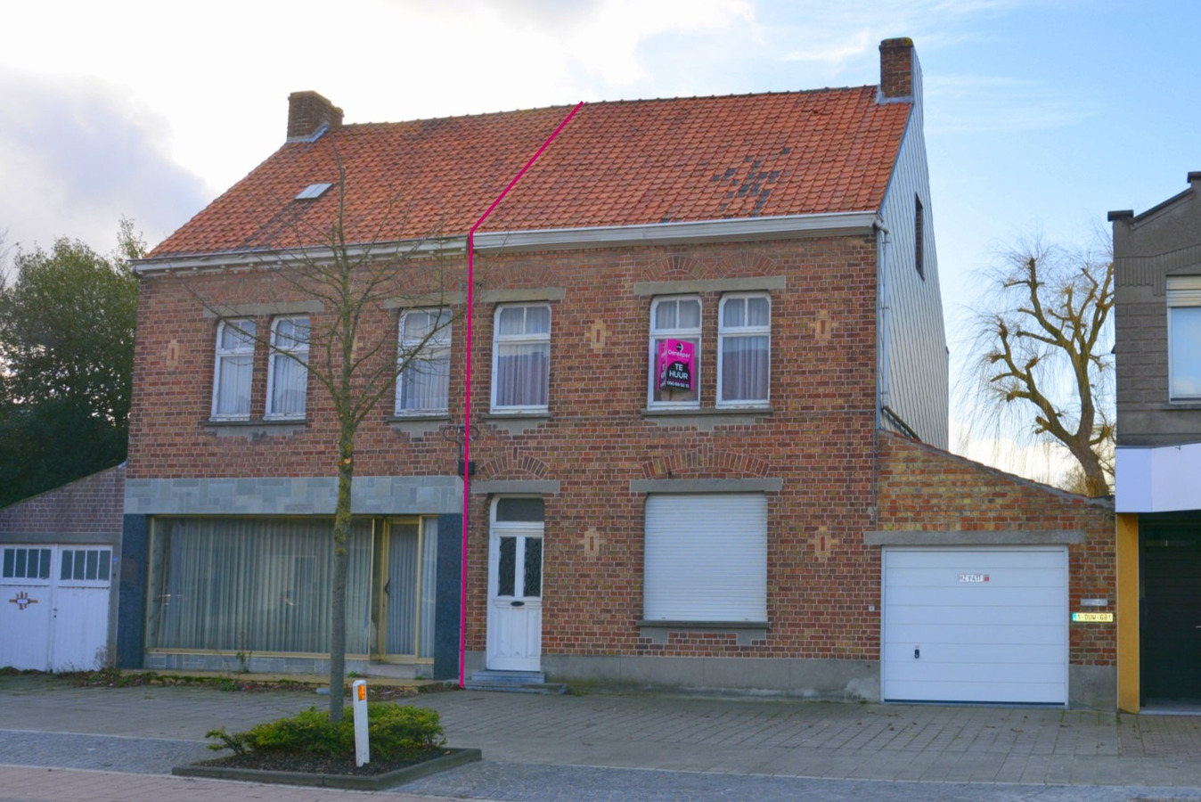 Ruime woning met een zeer groot terras 
