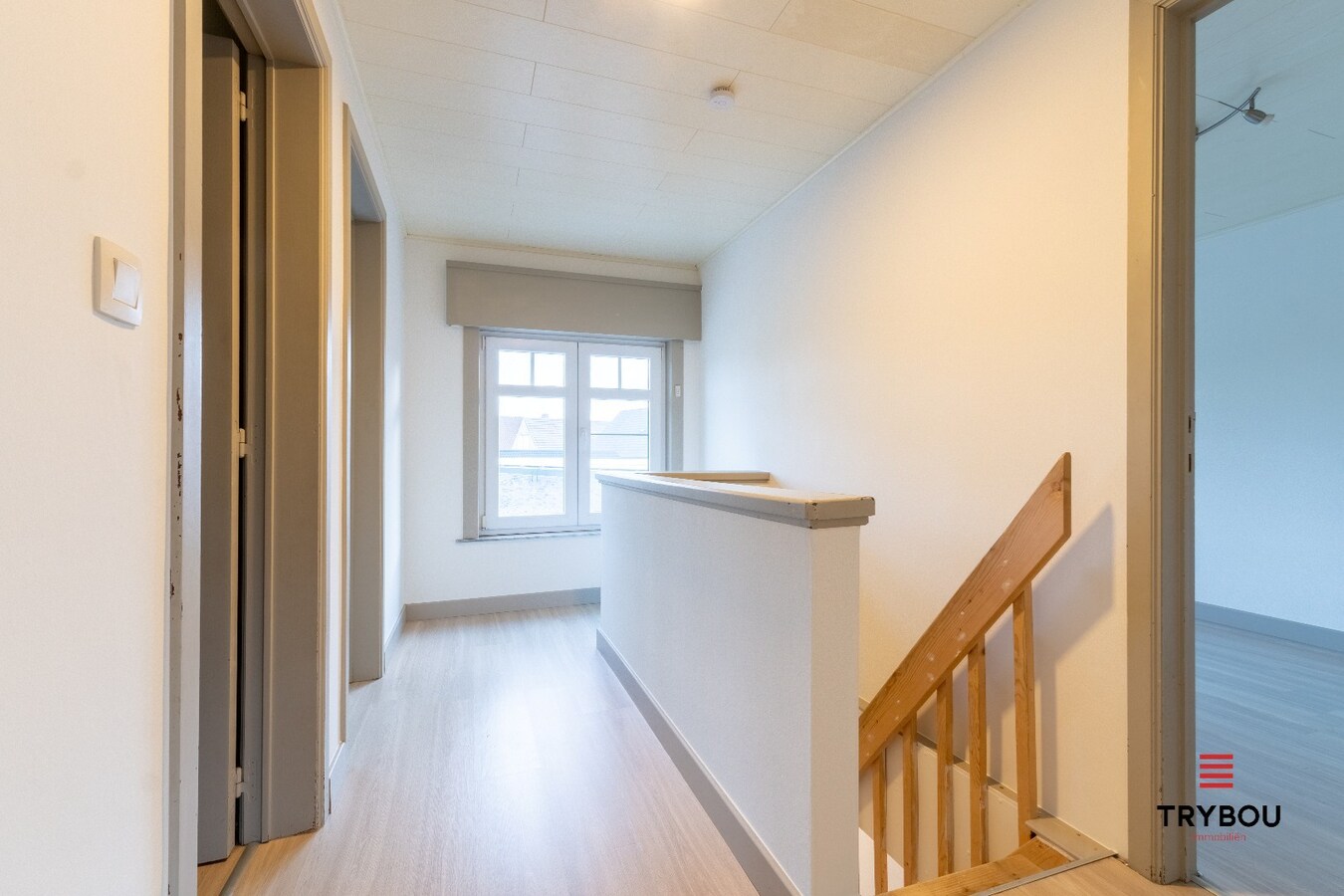 Open bebouwing met een uitzonderlijk ruim perceel in Houthulst! 