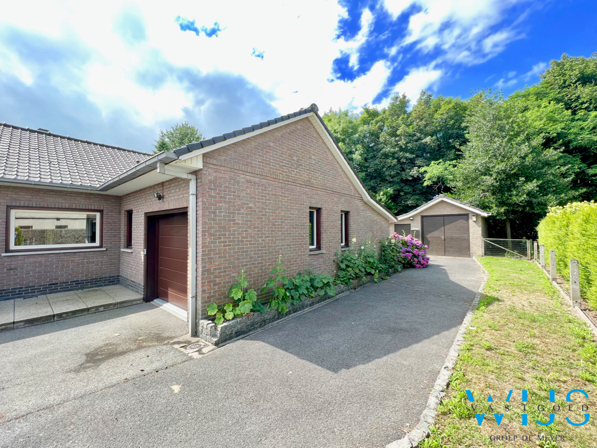 Mooie alleenstaande woning op een ideaal perceel van 837m² te Kluizen 