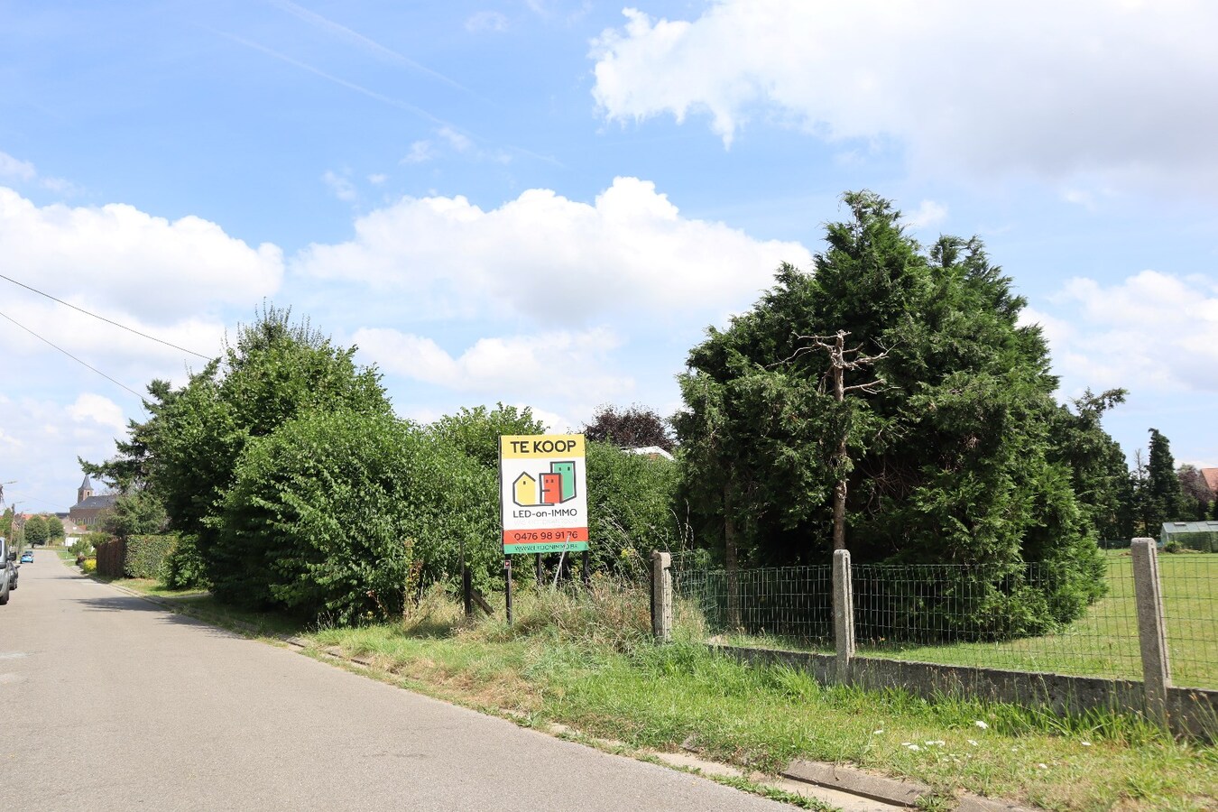 Perceel grond van 07 are 07ca 