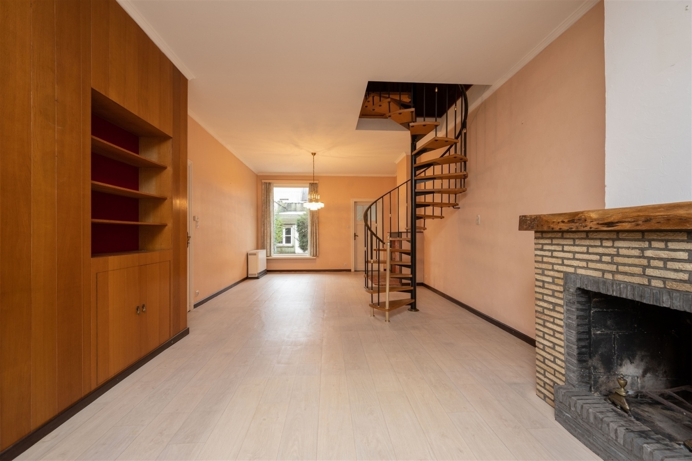 Te renoveren gezinswoning vlakbij het strand - Heist 