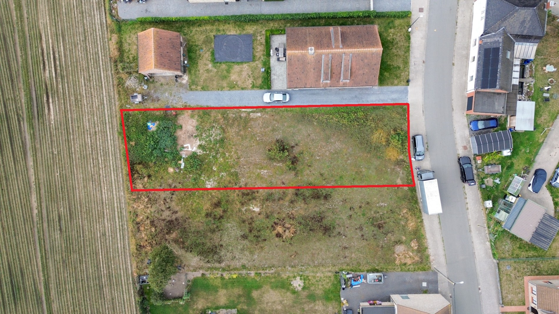 Mooi gelegen perceel bouwgrond voor open bebouwing, 804 m², Bovekerke. 