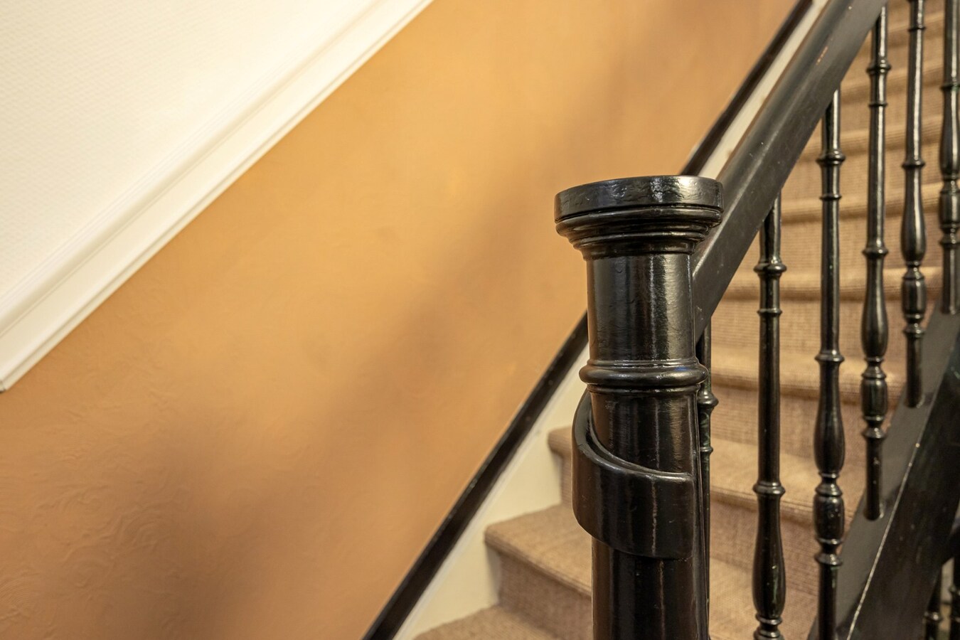 Charmante herenwoning in rustige straat nabij Vinkenhof! 