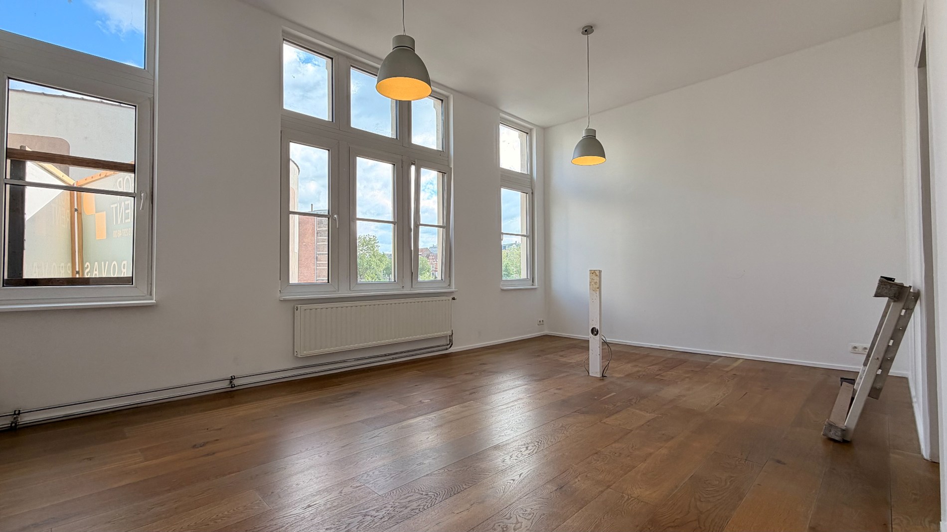 Gerenoveerde kantoren te huur aan 't Zuid in Antwerpen