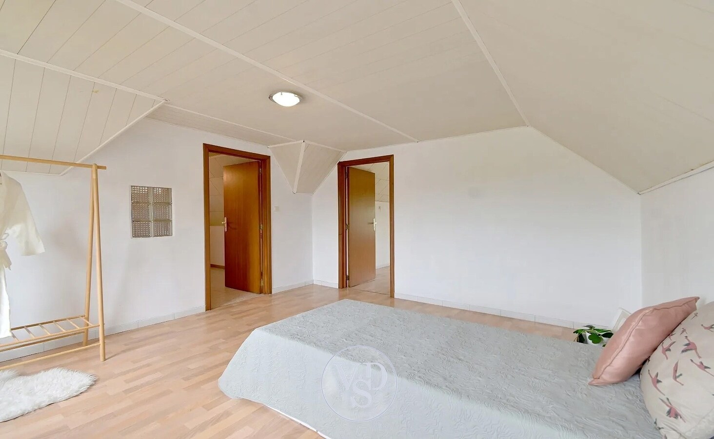 Ruime, degelijke woning 