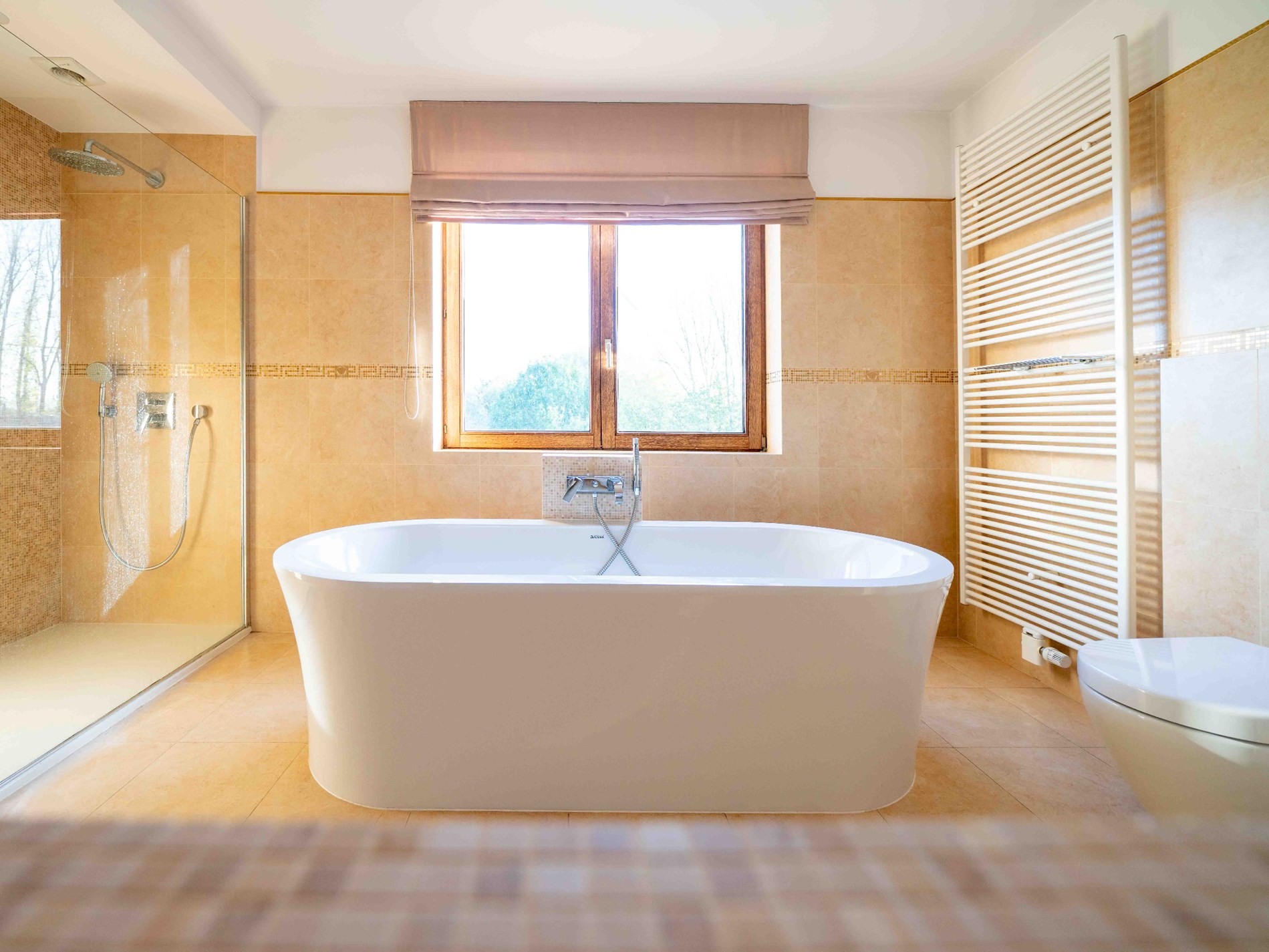 Zéér ruime energiezuinige woning met 4 kamers en bureau 