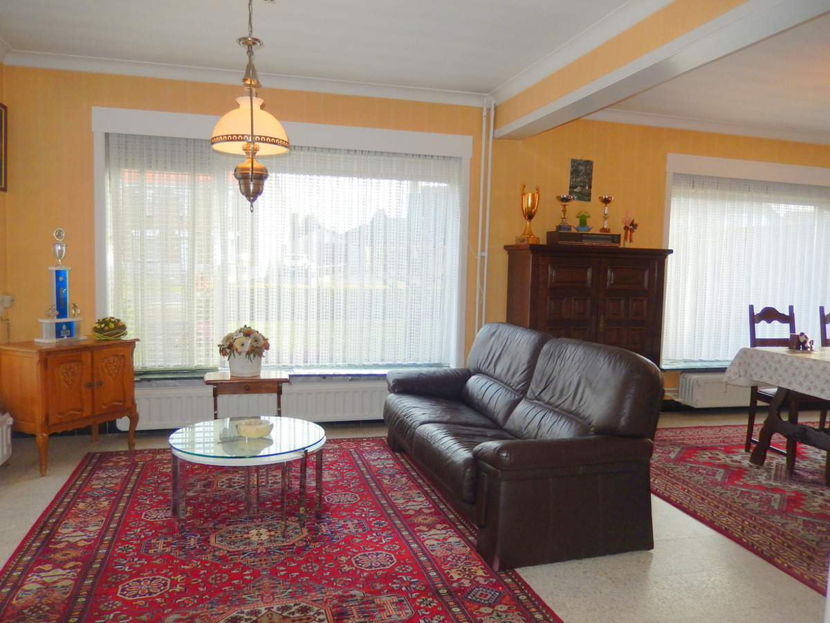 Alleenstaande woning met tuin en garage 