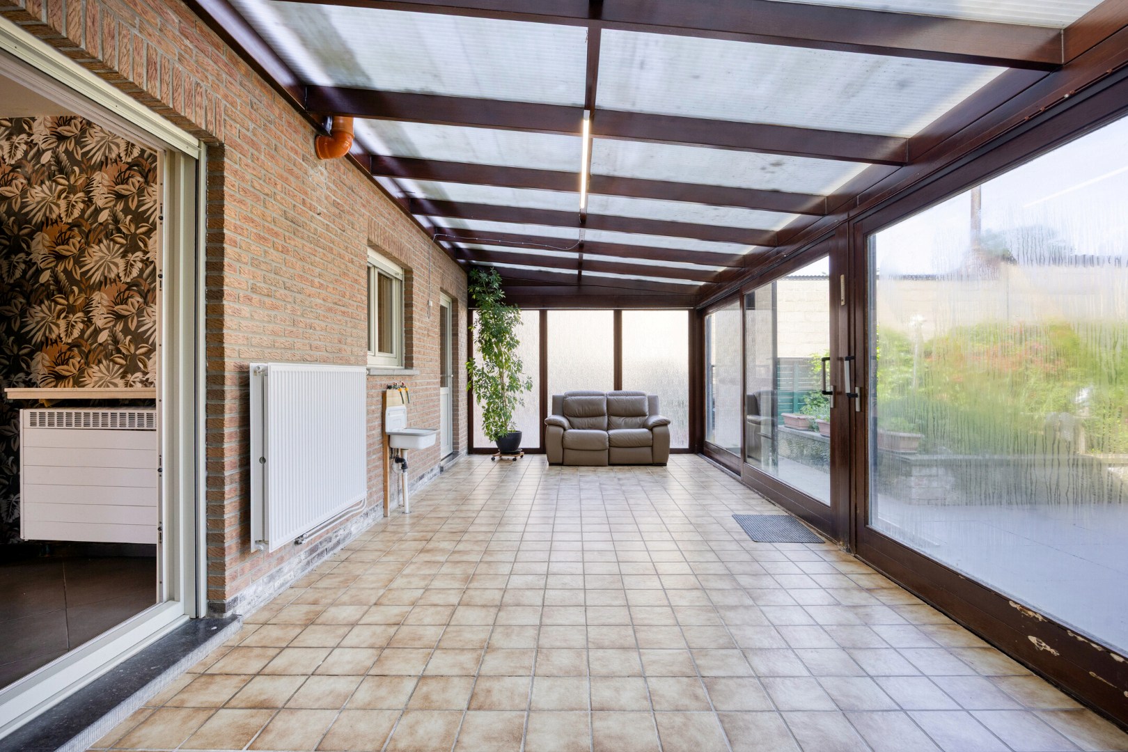 Halfopen bebouwing met 4 slaapkamers, oppervlakte 12a27ca - EPC 318 