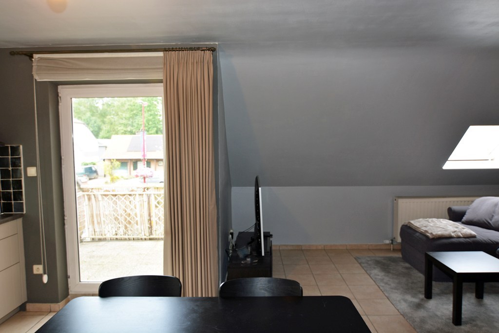 Energiezuinig appartement met 2 slpks, terras en inpandige garage. 