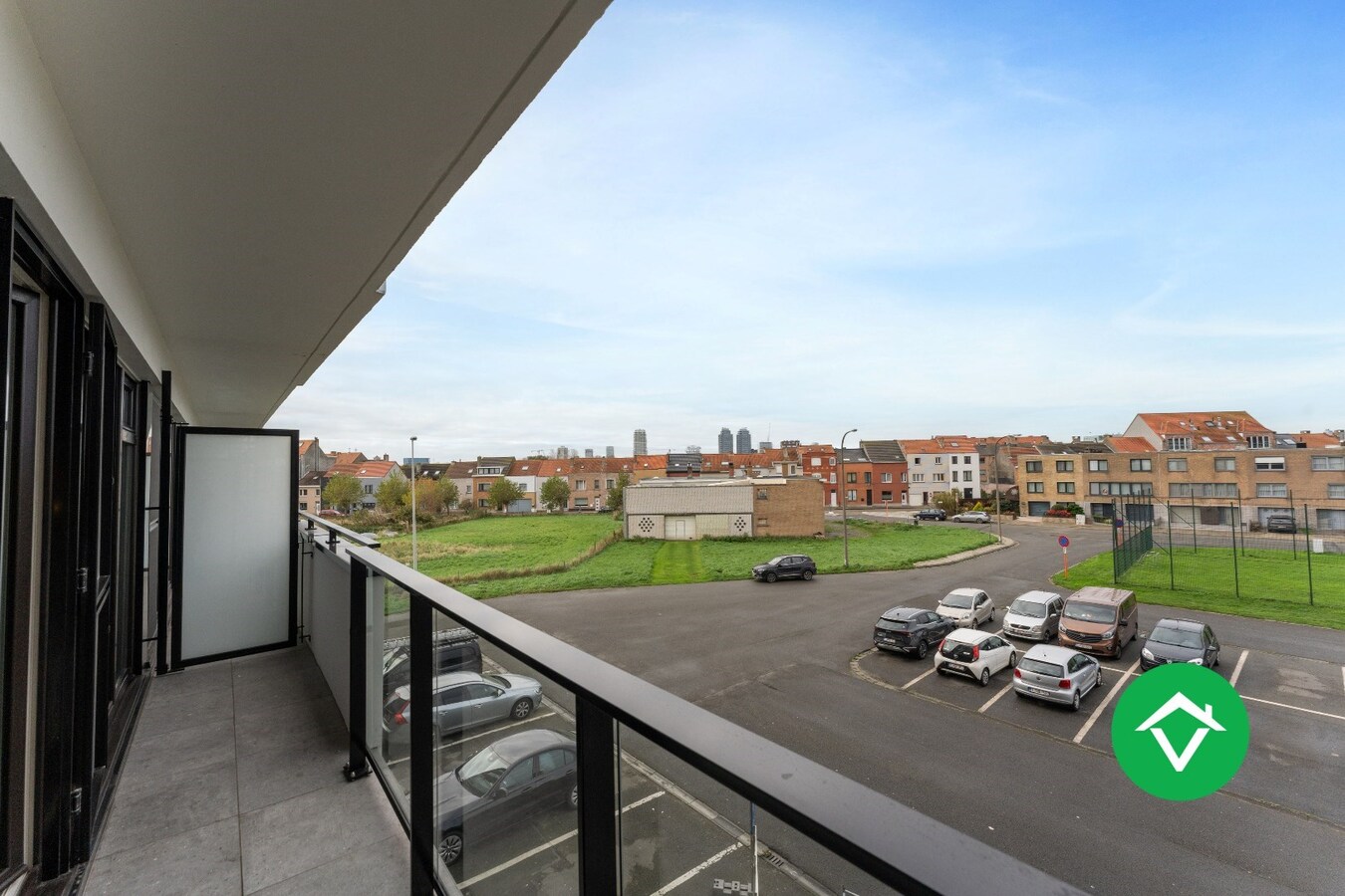 Instapklaar tweeslaapkamerappartement - jouw nieuwe thuis wacht in Bredene! 