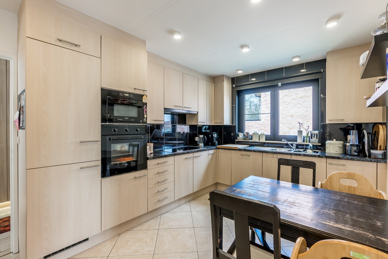 Zeer ruime woning op een perceel van circa 20 are 