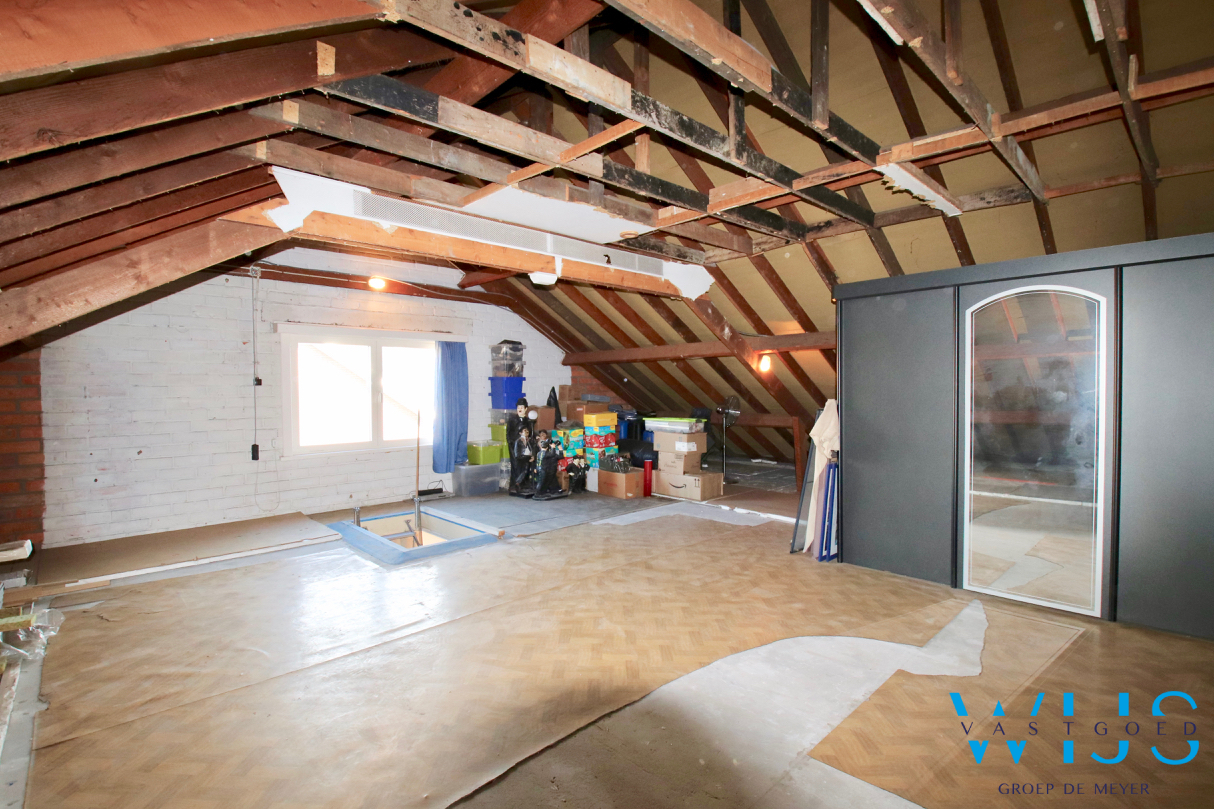 Instapklaar woonhuis op een leuke perceel te ZELZATE ! 