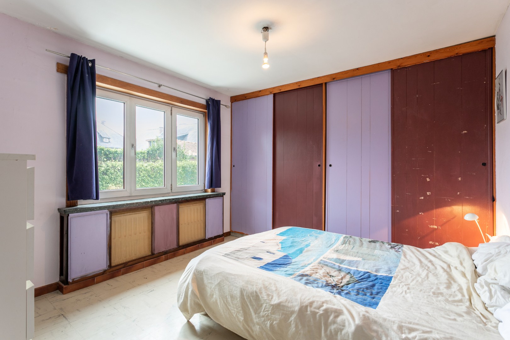 Solide woning met 3 slpks, tuin en garage te Buizingen 