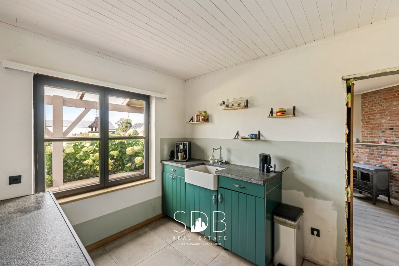 Prachtige landelijke woning met hippische accommodatie op 2,5hectare 