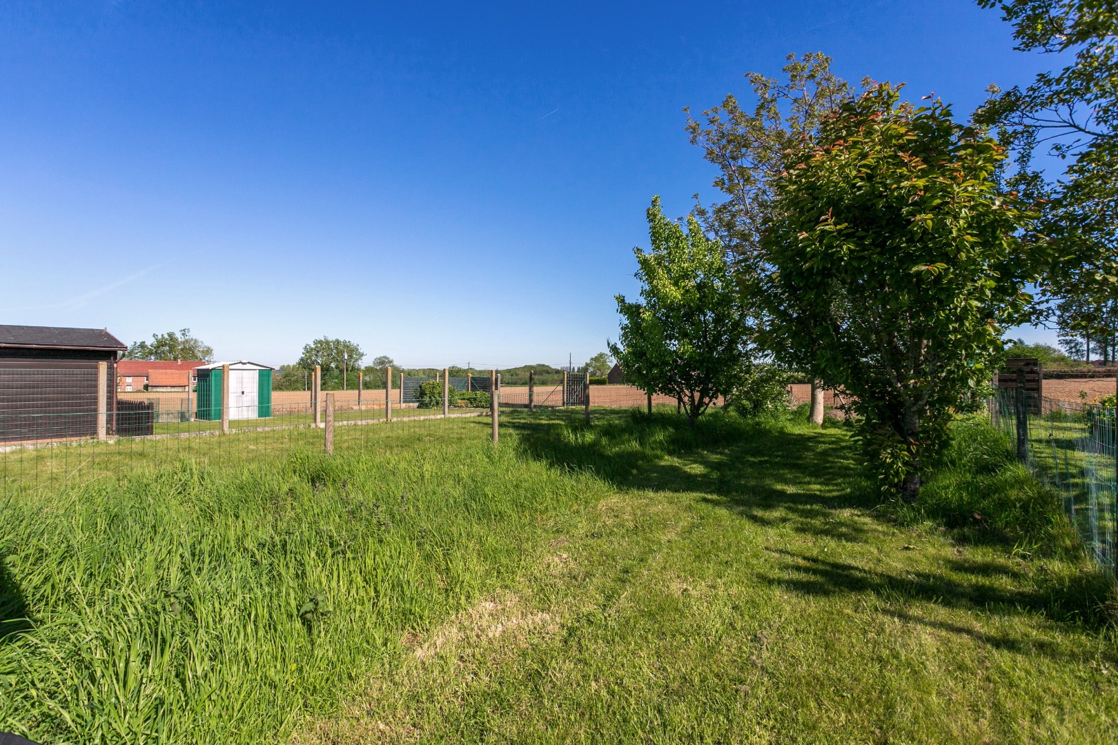 Instapklare gezinswoning met 3 slpk en ruime tuin 