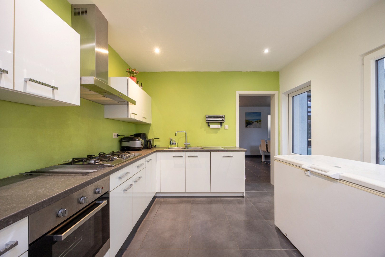 Ruime woning met praktijkruimte 