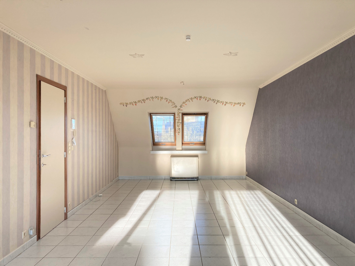 Ruim duplexappartement te Gistel 