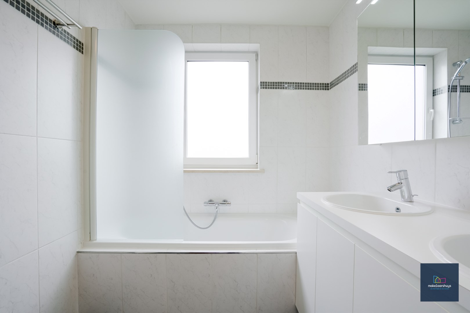 Ruime HOB met 4 slp., garage en tuin in rustige buurt. 