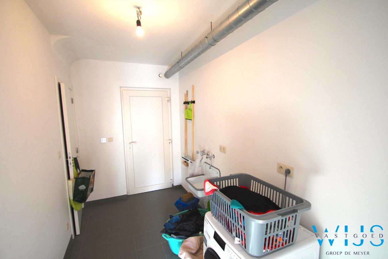 Energiezuinige ruime nieuwbouwwoning CENTRUM ERTVELDE ! 