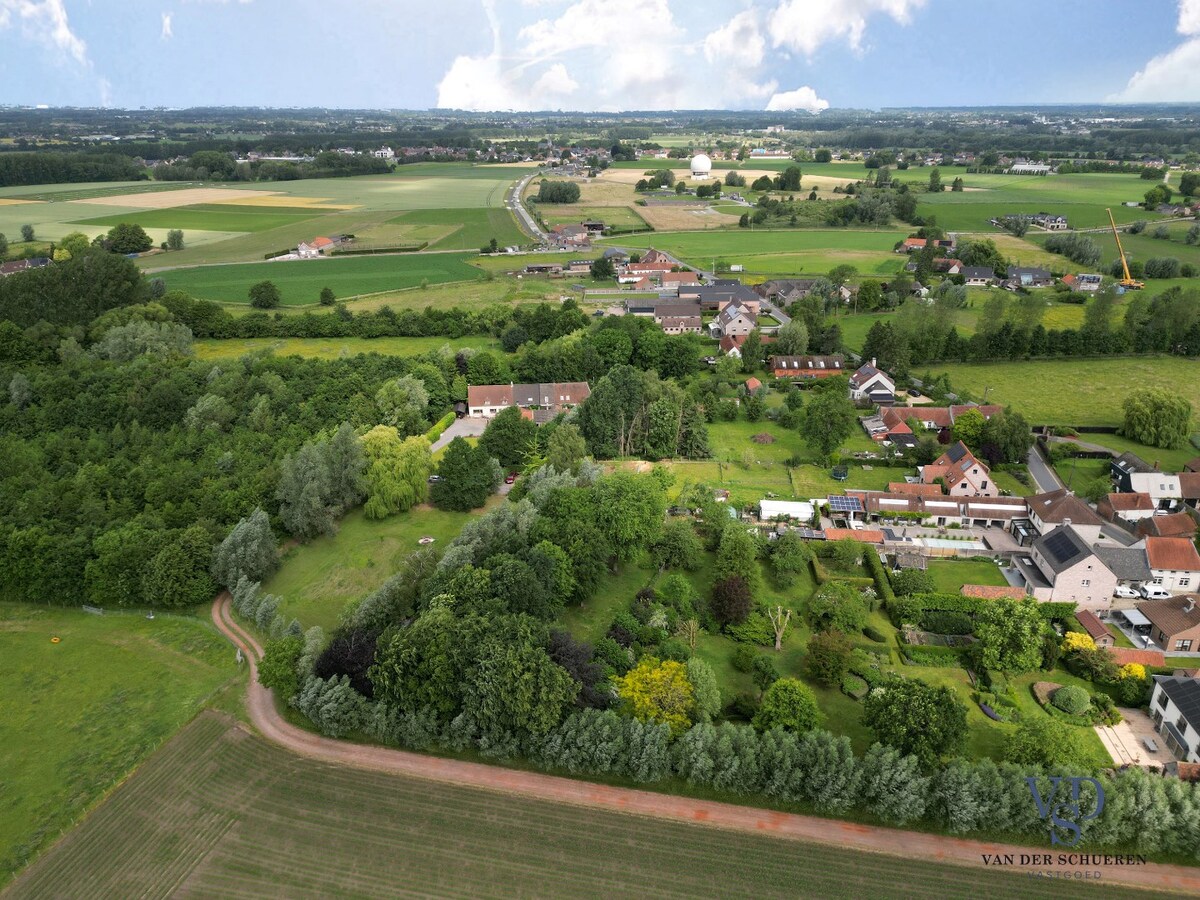 Exceptioneel woning in 't groen. 