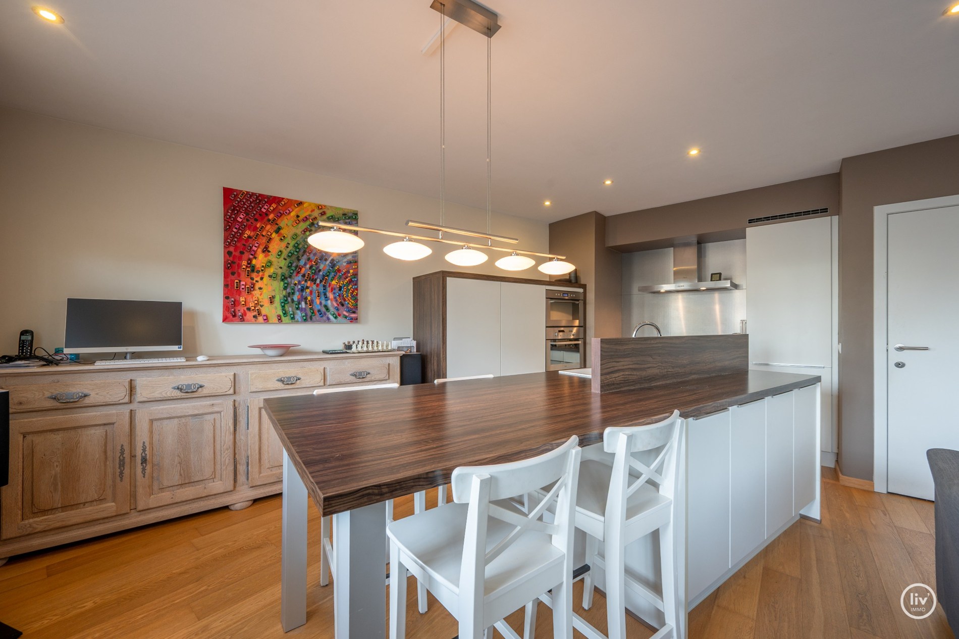 Verzorgd appartement op een topligging in de gegeerde Meerlaan te Knokke. 