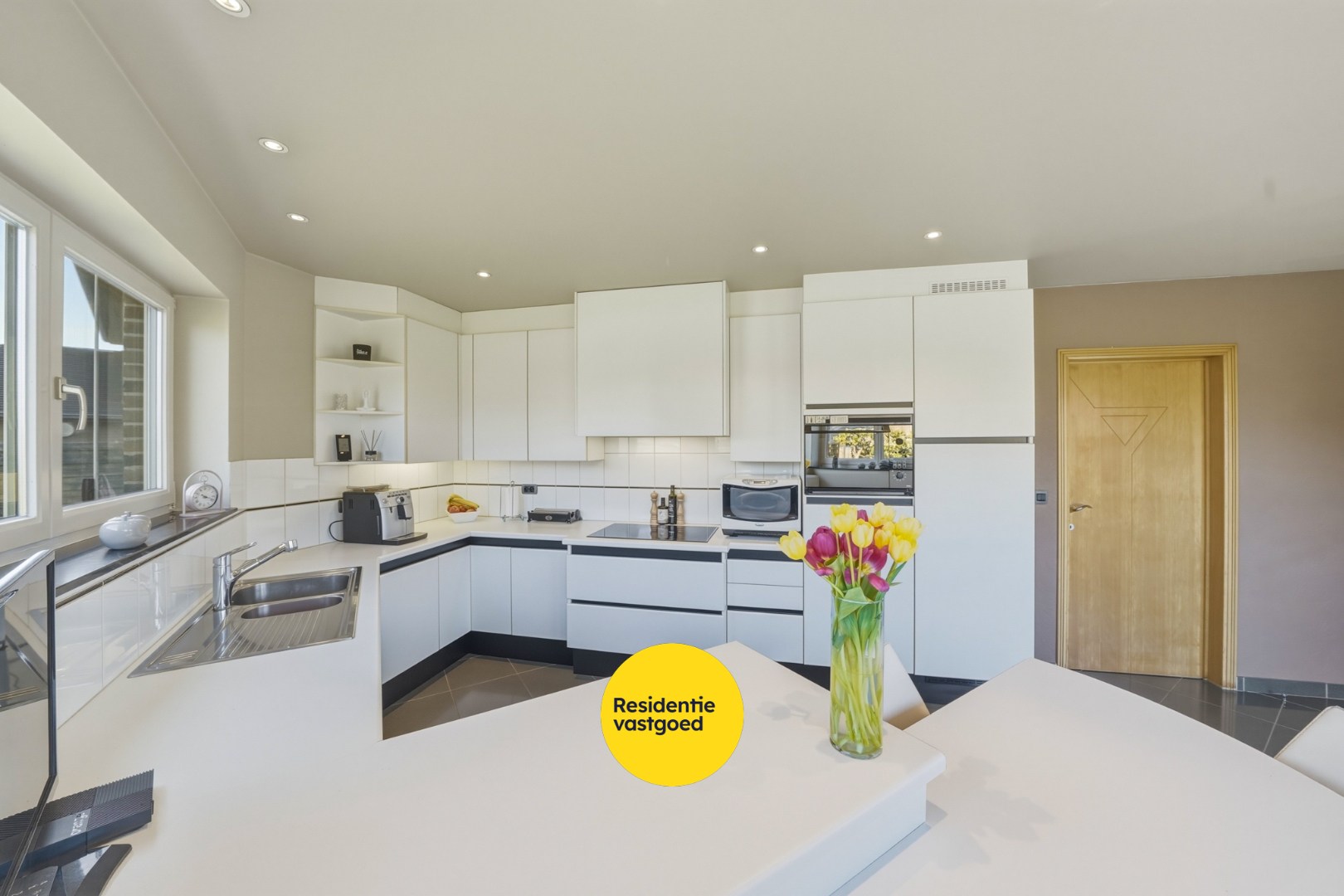 Ruime alleenstaande woning nabij zee en strand! 