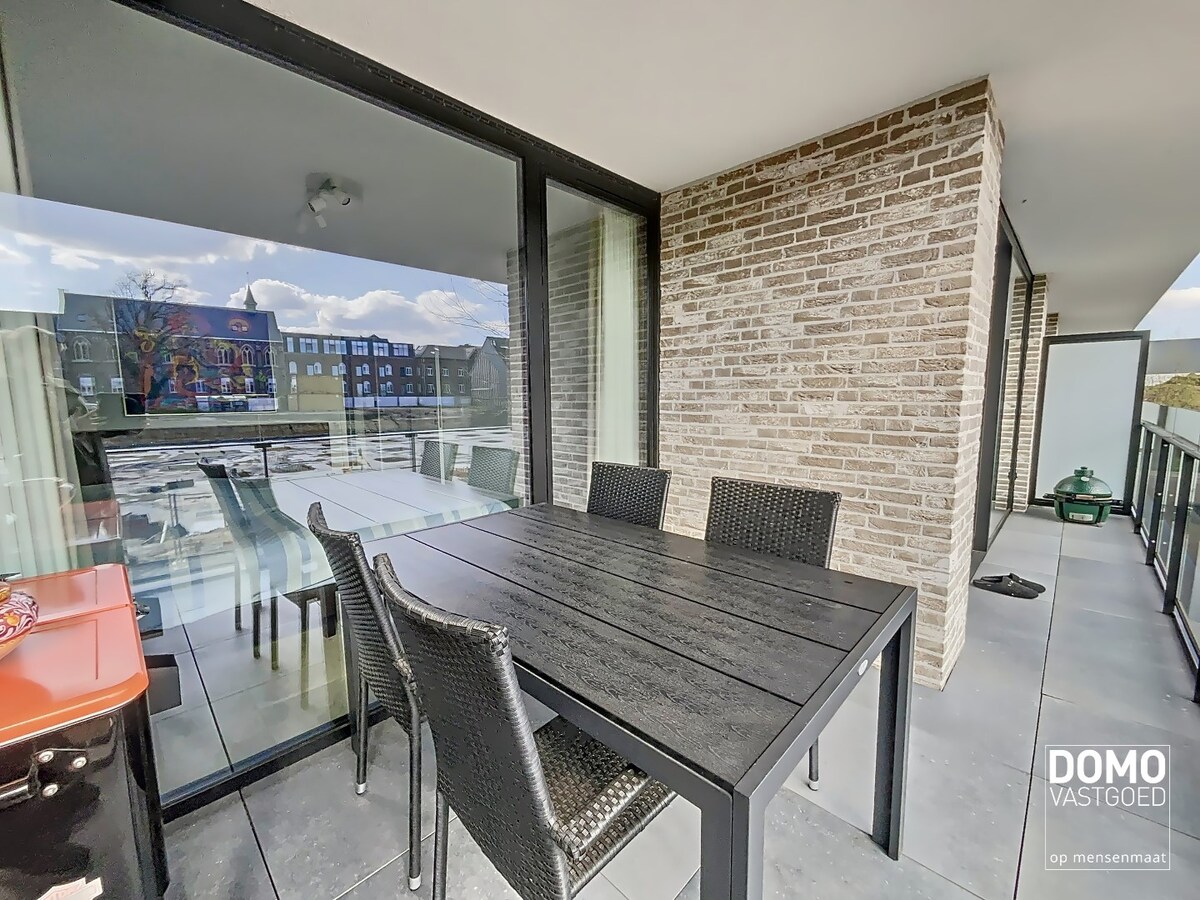 MODERN APPARTEMENT MET TERRAS. LIFT EN 2 SLAAPKAMERS IN DIEPENBEEK 