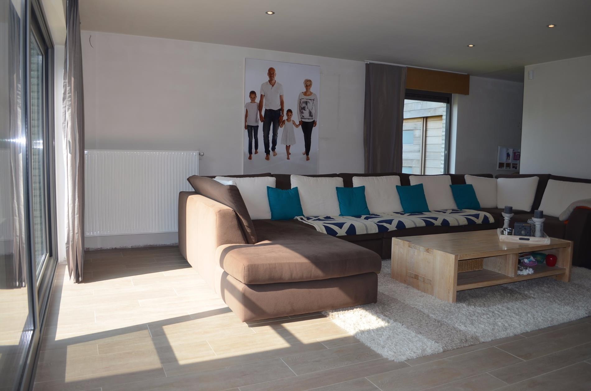 Moderne villa op 728m² met 4 slpks te Maldegem 