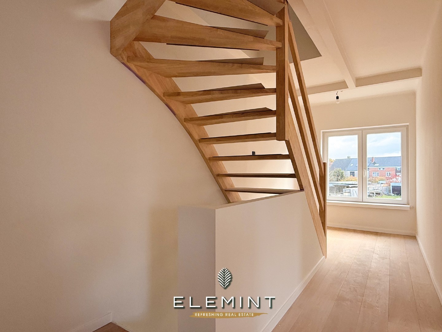 Energiezuinig halfopen ruime woning met garage te Oudenaarde 